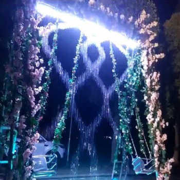 智能水幕秋千為城市起到凈化空氣的作用