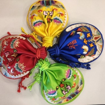 傳統手工藝品刺繡香囊