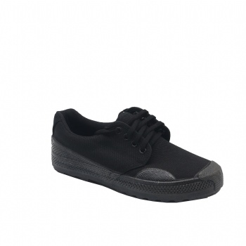 工廠供應解放鞋、耐磨勞保鞋廠家、裕東鞋業有限公司