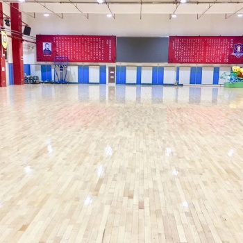 足球館運動木地板廠家
