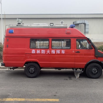 依維柯2045四驅(qū)越野消防巡邏指揮車