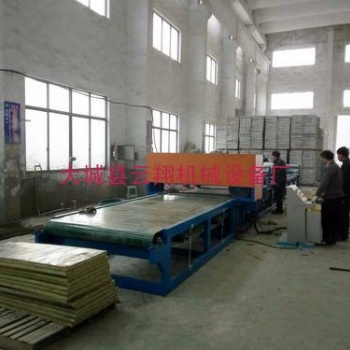 機(jī)制砂漿巖棉復(fù)合板設(shè)備生產(chǎn)過(guò)程 水泥巖棉復(fù)合板設(shè)備原理 大城云翔