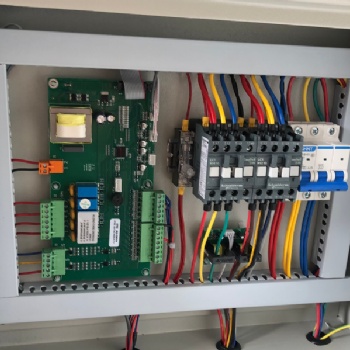 冷水機(jī)維修冷水機(jī)售后冷水機(jī)控制器維修