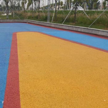 綿陽市 細(xì)粒式彩色透水混凝土 生態(tài)地坪 透水混凝土母料 新報價