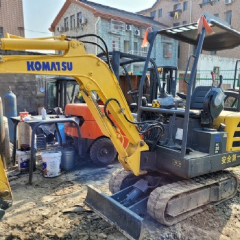 二手小松20小挖機買賣