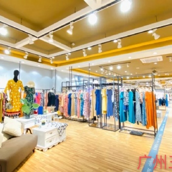 一琢深圳原創設計師品牌走份批發，女裝貨源，女裝批發，工廠女裝貨源