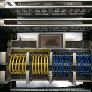 畢節(jié)專業(yè)網(wǎng)絡(luò)布線,光纜熔接,光纜維護(hù),監(jiān)控安裝