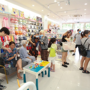 好蘭朵山水大廈聯(lián)營(yíng)店火爆開業(yè)，單日業(yè)績(jī)突破1W+