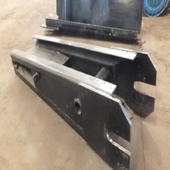 生產(chǎn)刮板機40T機尾架 機頭架機頭總成 中部槽等配件