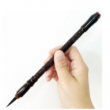 胎毛筆純胎發(fā)制作**明星寶貝22年專業(yè)老店看著制作