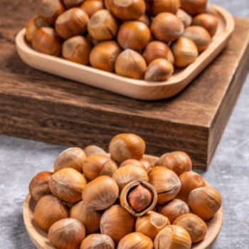 天津港進(jìn)口美國(guó)榛子材料