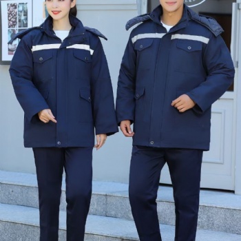 青島棉衣工作服定制廠家棉馬甲沖鋒衣加工定做平度工作服供應(yīng)