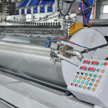 KWJPL 110-1400擠出+單向拉伸生產線