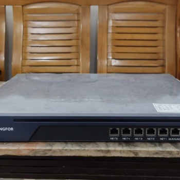 深信服負載均衡器AD-1000-B1800維修