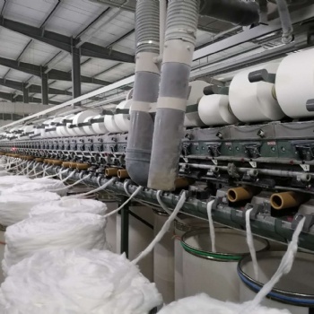 12支氣流紡大化滌綸紗30支滌綸紗