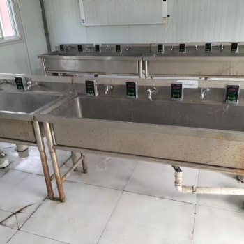 云幫卡水控機(jī)，刷卡洗澡節(jié)水系統(tǒng)