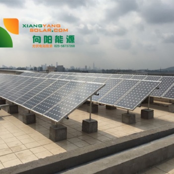 溫度、日照時長、陰雨天對南京分布式并網發電量的影響